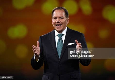 paul tudor jones bio|robin hood foundation founder.